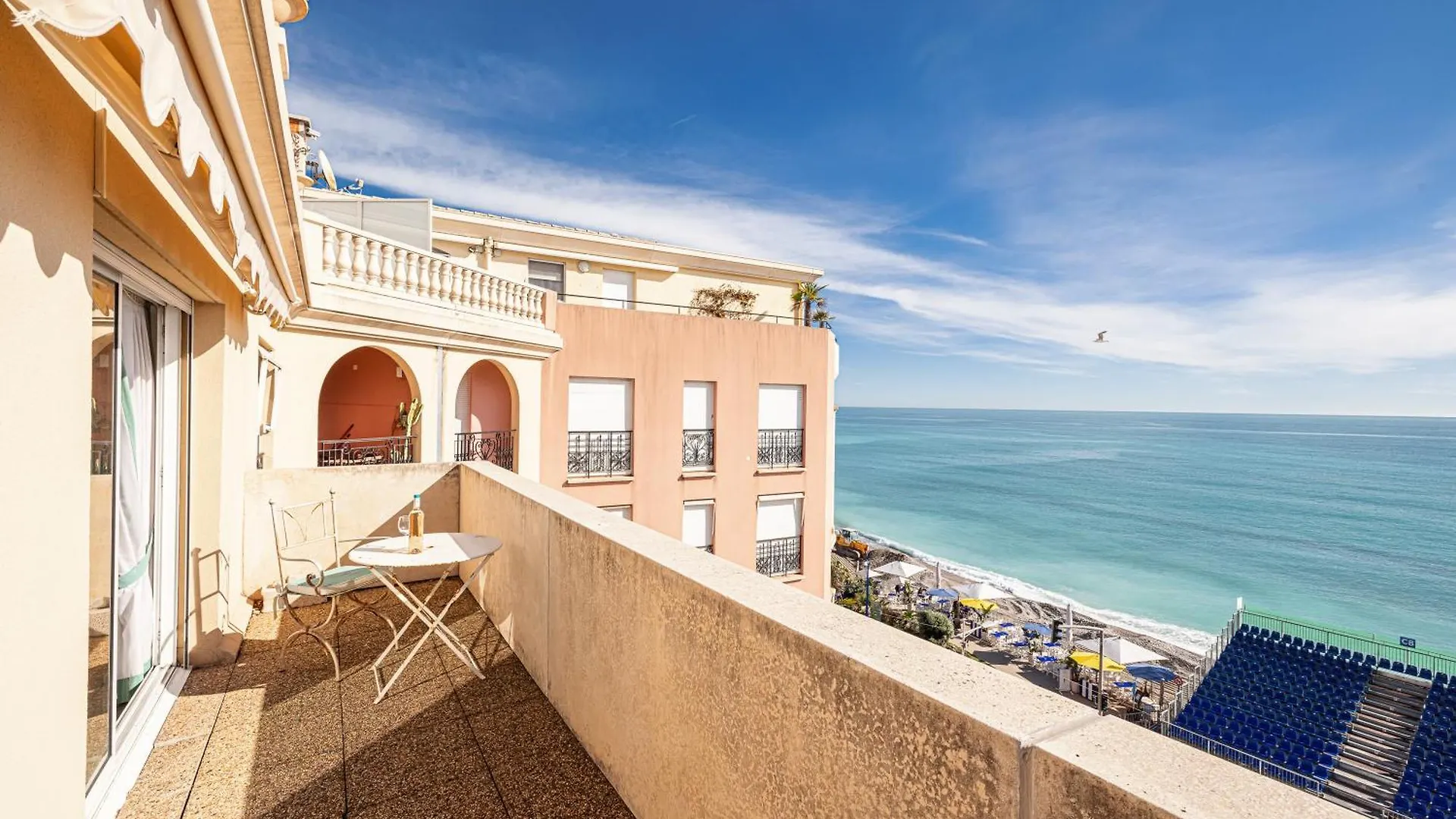 Victoria Sole & Mare - Happy Rentals Menton